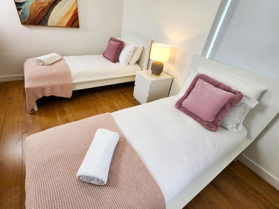 Hutchcomb Villa, 4 Bed Luxury House,Oxford+Parking Dış mekan fotoğraf